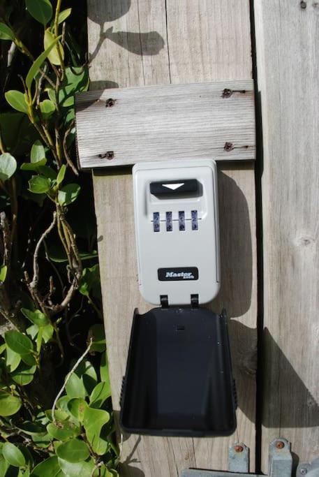 Wow I'M Living On The Beach. Luxury 4 Bed Sleeps 8 Pagham Ngoại thất bức ảnh