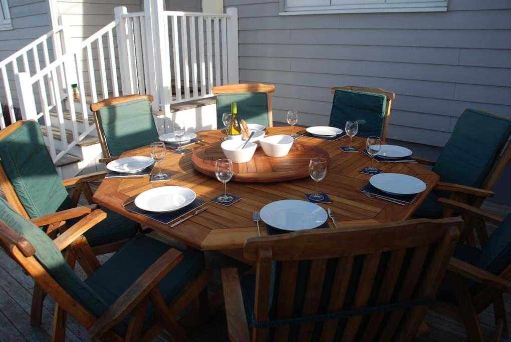 Wow I'M Living On The Beach. Luxury 4 Bed Sleeps 8 Pagham Ngoại thất bức ảnh