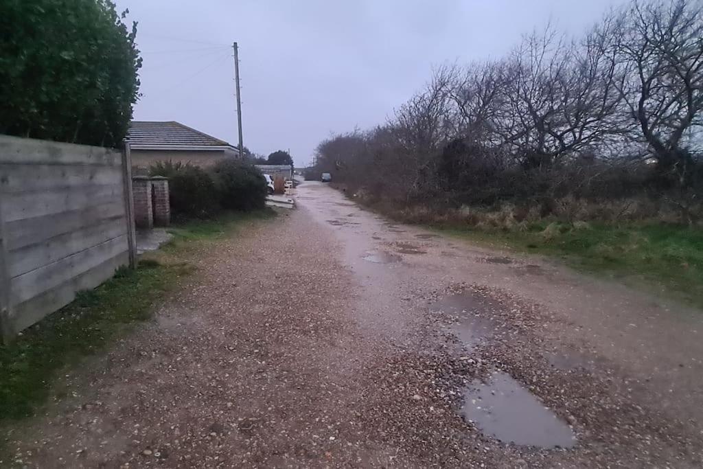 Wow I'M Living On The Beach. Luxury 4 Bed Sleeps 8 Pagham Ngoại thất bức ảnh
