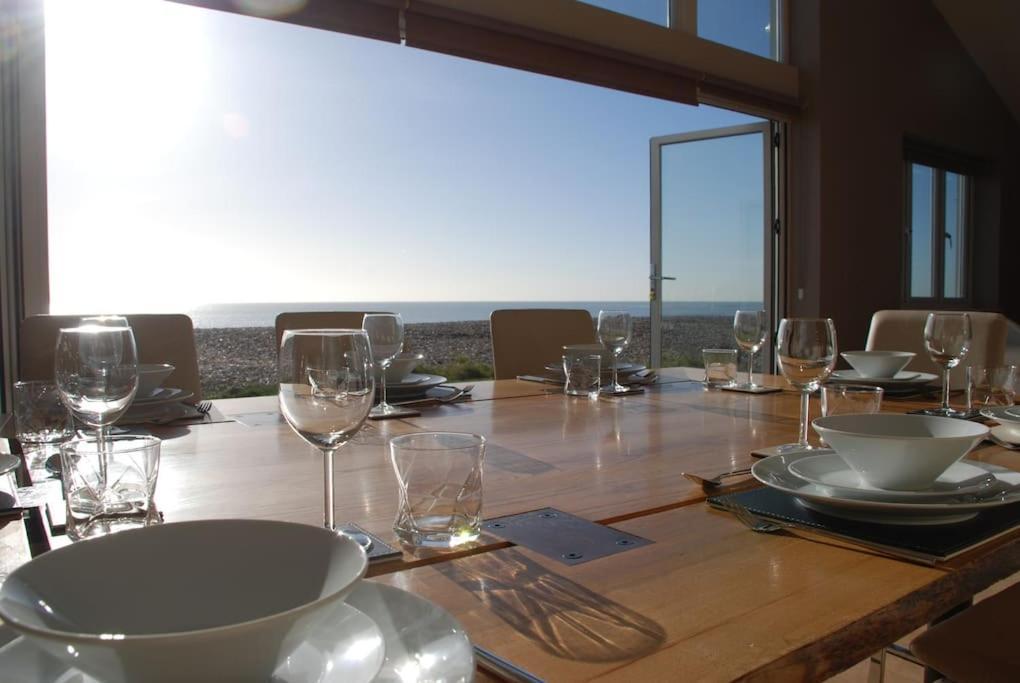 Wow I'M Living On The Beach. Luxury 4 Bed Sleeps 8 Pagham Ngoại thất bức ảnh