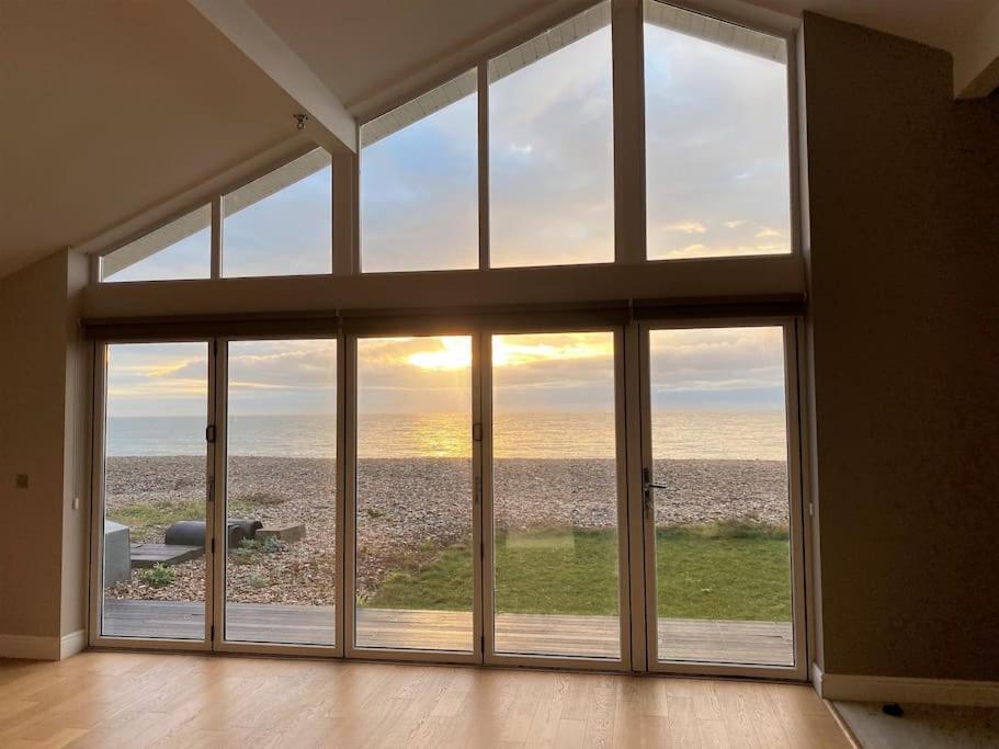 Wow I'M Living On The Beach. Luxury 4 Bed Sleeps 8 Pagham Ngoại thất bức ảnh